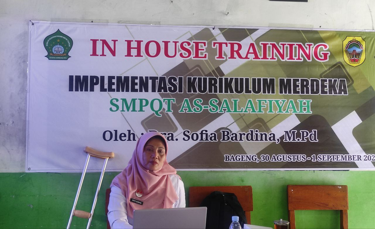 In House Training SMPQT As-Salafiyah: Memperdalam Pemahaman Implementasi Kurikulum Merdeka